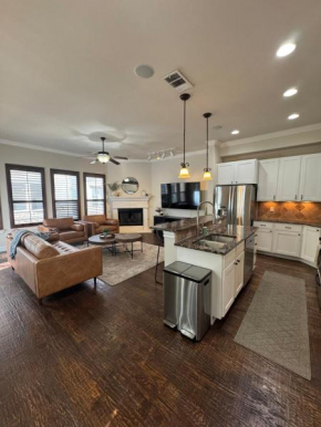 Lower Greenville 3 Bedroom Townhome